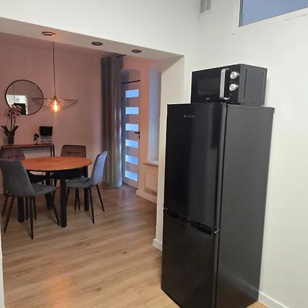 Appartamento Eastside Apartments-apartament Rodzinny Przy Deptaku Zdrojowa 12