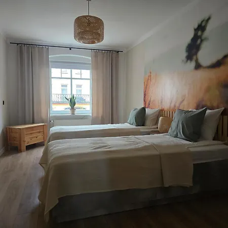 Eastside Apartments-apartament Rodzinny Przy Deptaku Zdrojowa 12 Apartmán