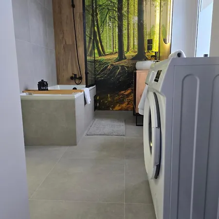Appartamento Eastside Apartments-apartament Rodzinny Przy Deptaku Zdrojowa 12