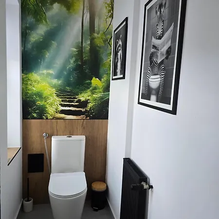 Eastside Apartments-apartament Rodzinny Przy Deptaku Zdrojowa 12 Apartmán