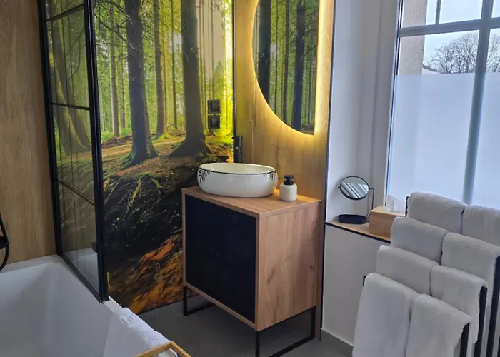 Eastside Apartments-apartament Rodzinny Przy Deptaku Zdrojowa 12 Apartment