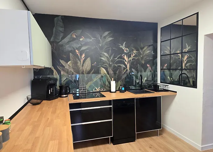 Eastside Apartments-apartament Rodzinny Przy Deptaku Zdrojowa 12 Apartment