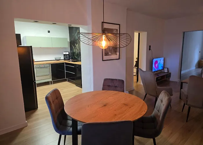 Apartment Eastside Apartments-apartament Rodzinny Przy Deptaku Zdrojowa 12